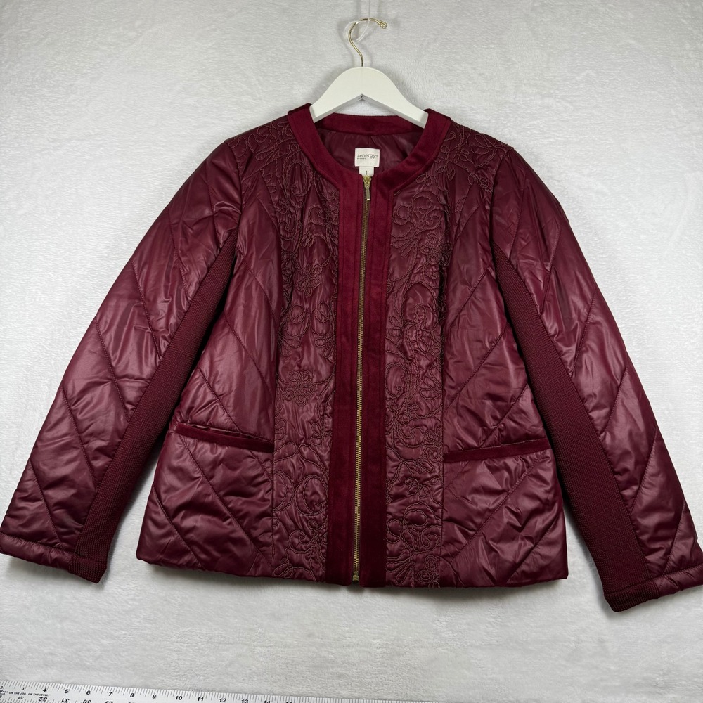 Zenergy by Chico's Burgundy Quilted Floral Embroidered Zip Jacket Size 1 M